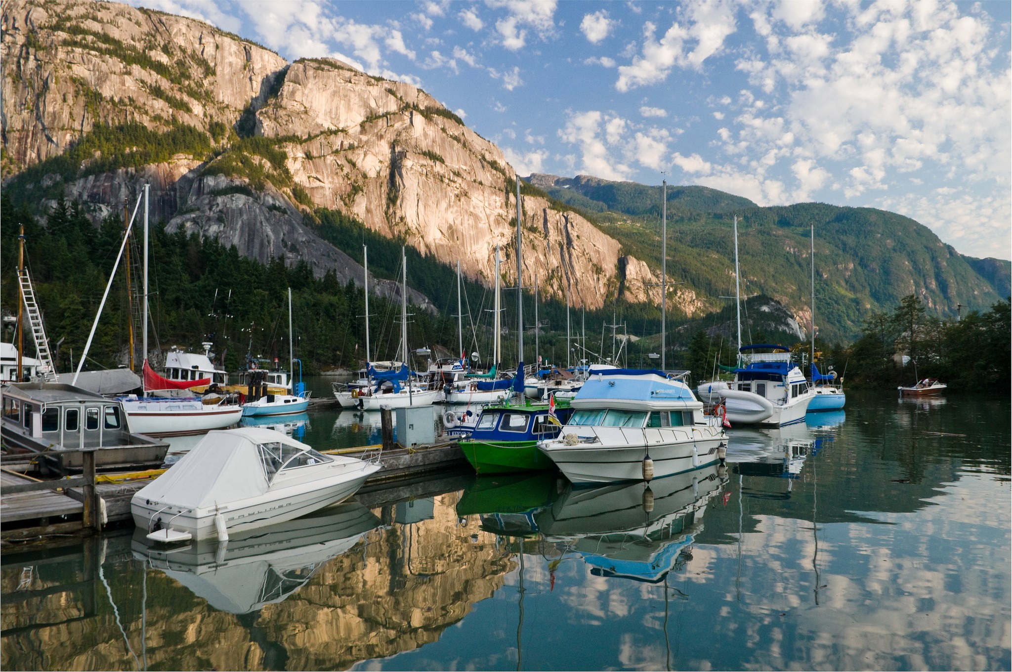 The Stawamus Chief towers over Squamish | Photo: Province of British Columbia