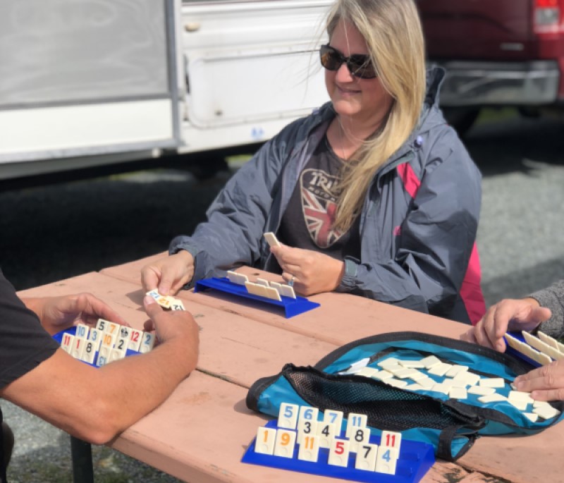 5 Go To Camping Games for the Whole Family